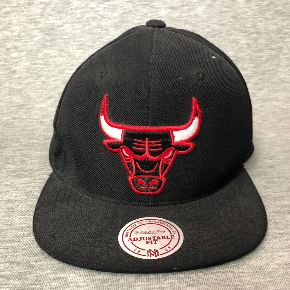(SALE🚨) SnapBack Chicago Bulls